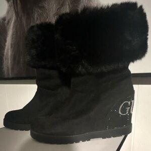 Guess Women's Black Faux Fur Winter Boots
